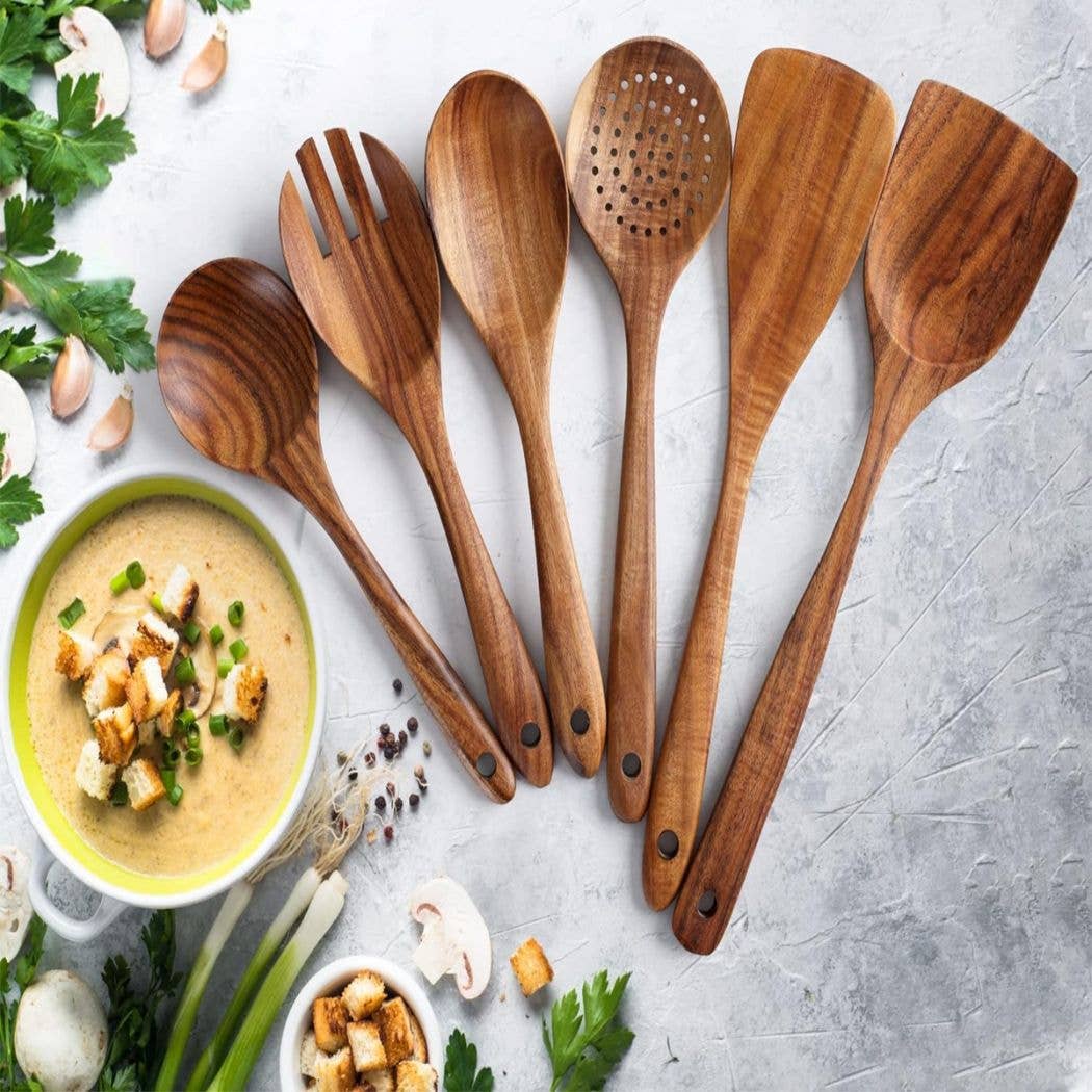 Zulay Kitchen - Vendita all'ingrosso Set di utensili da cucina - Set 6 pezzi utensili da cucina in legno di teak, appenderia e pronto scaffale1