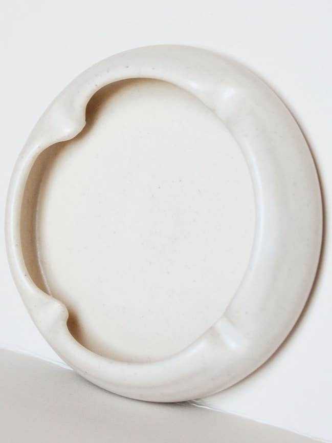 Rita Ashtray for wholesale by keraclay