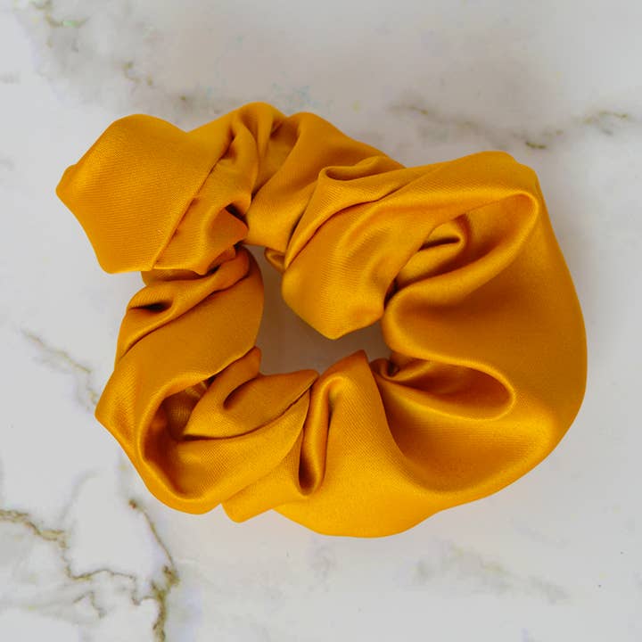 Scrunchie Mix & Match van zijde en textuur, 4 stuks voor wholesale door ShopConsciously