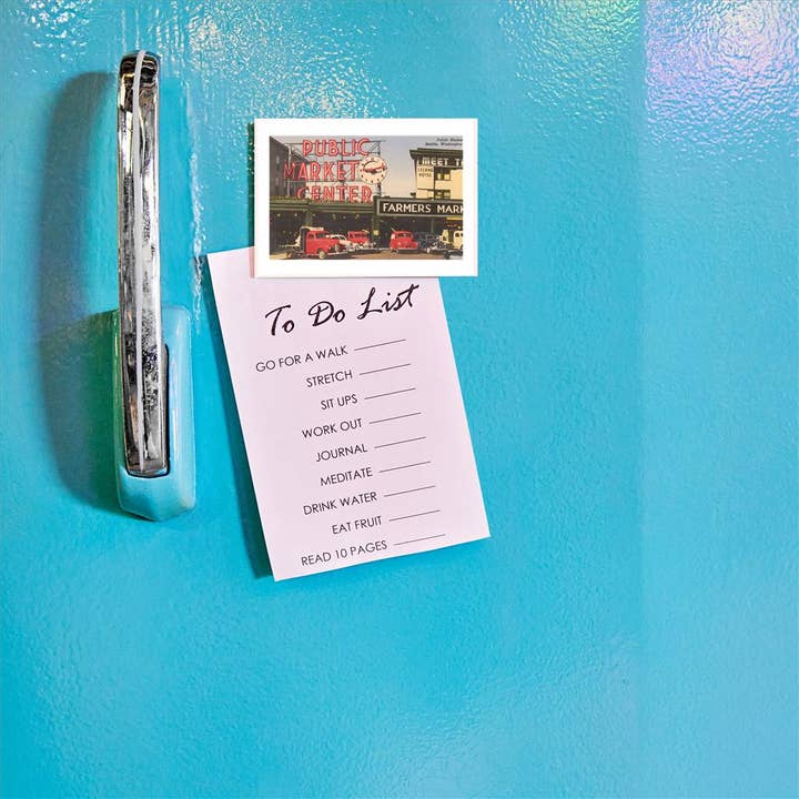 Found Image Press – wholesale Magnet – Magnet WA-227 Public Market, Seattle1