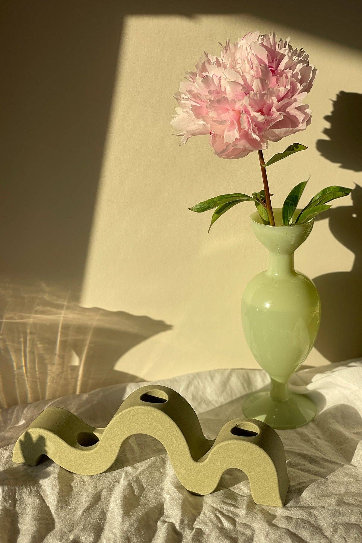 Interlude Candles – wholesale Candle holder – Wavy Candle Stick Holder2