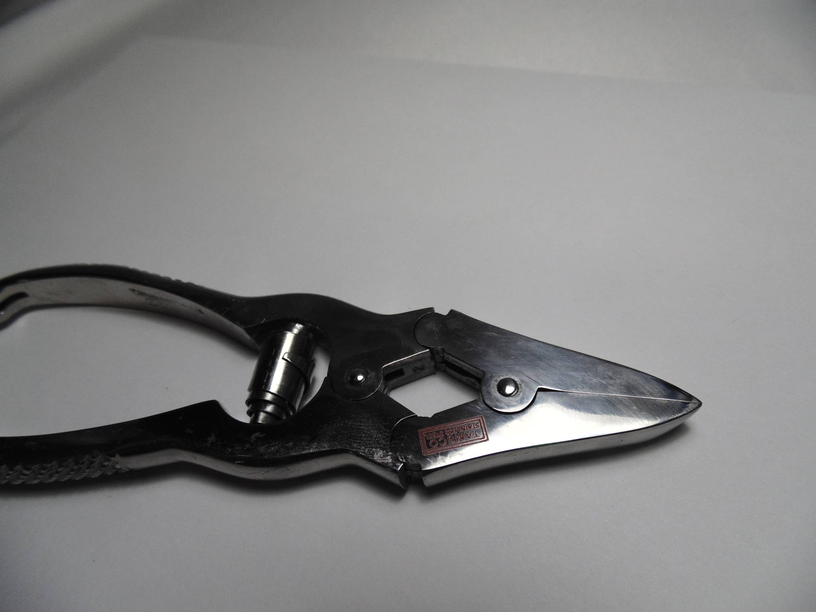 MAYA Cosmetics - Wholesale Nail Clipper/Scissor - Podiatrist Nail Nipper Barrel Spring1