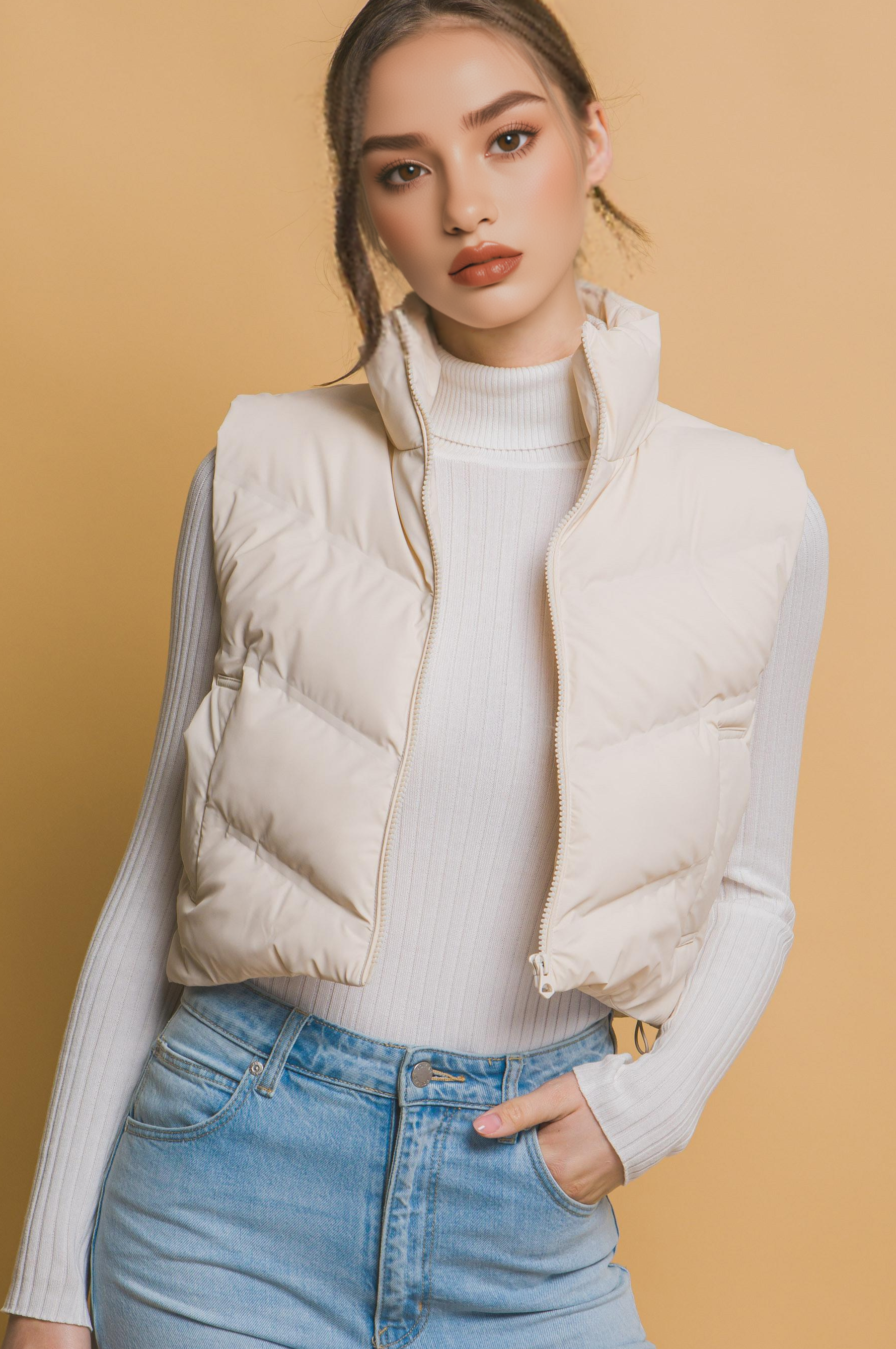 42POPS - Wholesale Outerwear Vest - Women’s - 1030 Cropped Vest With Adjustable Drawstrings SI-268661