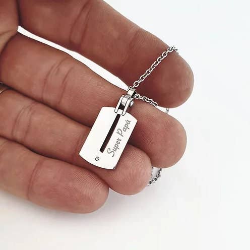 Collier Street pour homme gravé « Super Dad » pour la vente par M di Martina