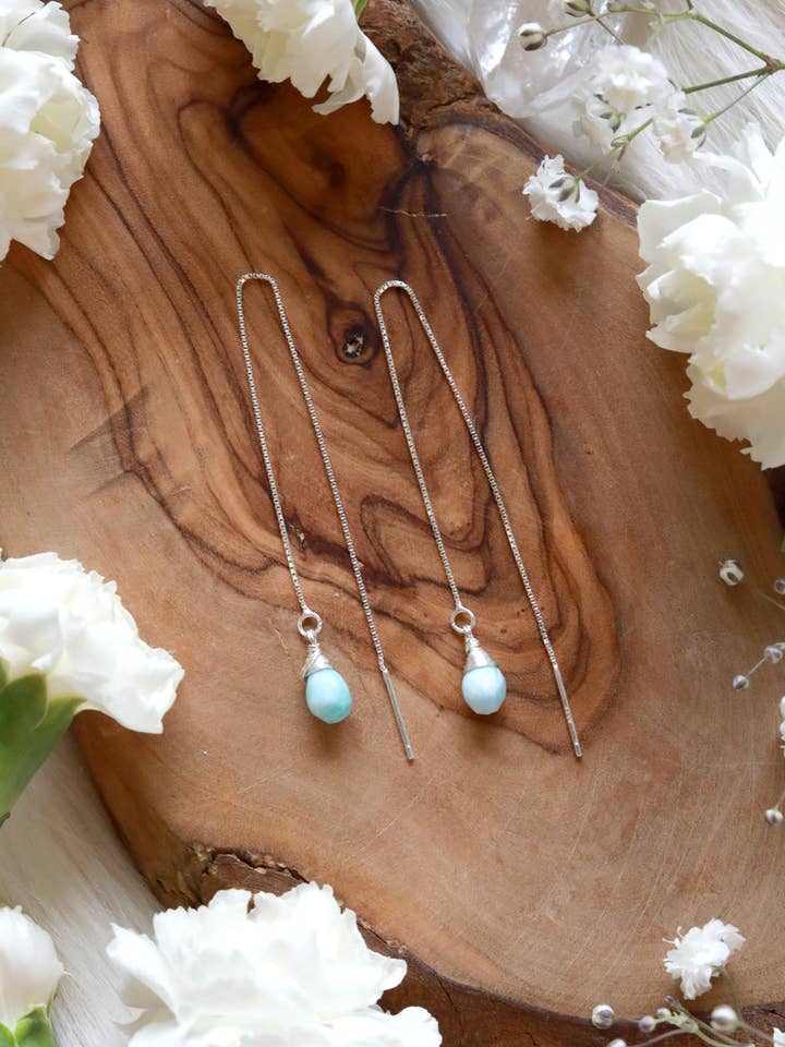 Larimar Ear Threaders Øreringe {Guld eller Sølv} for engroshandel hos Malabella Jewels
