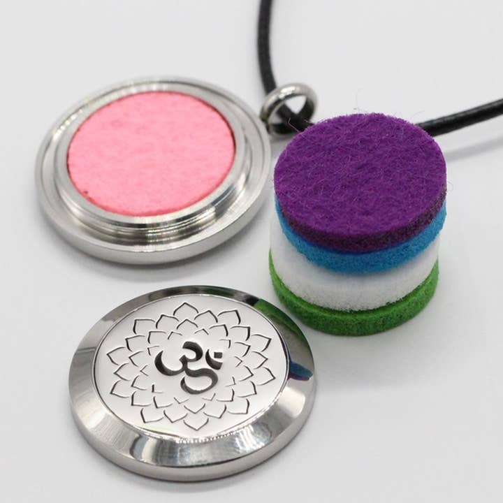 Zen'Arome - Wholesale Aromatherapy Necklace - Aum Aromatherapy Diffuser Necklace