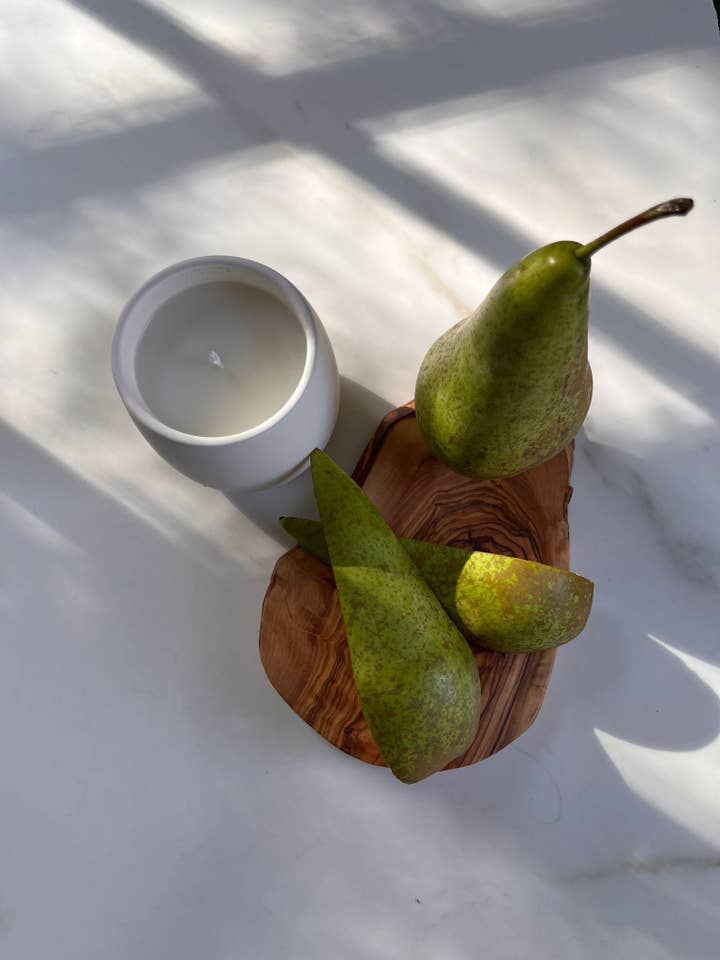 White Cashmere & Pear for wholesale by The Light Candle co