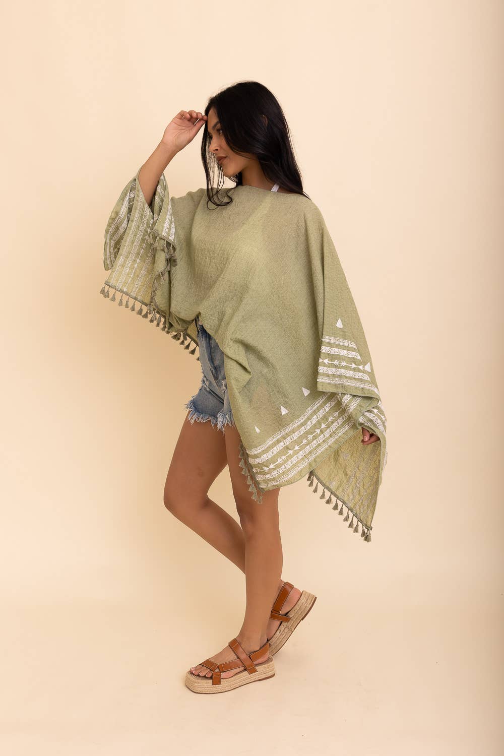 Leto Accessories – wholesale Tunika - Dam – Luftig tunika med aztekisk brodyr3