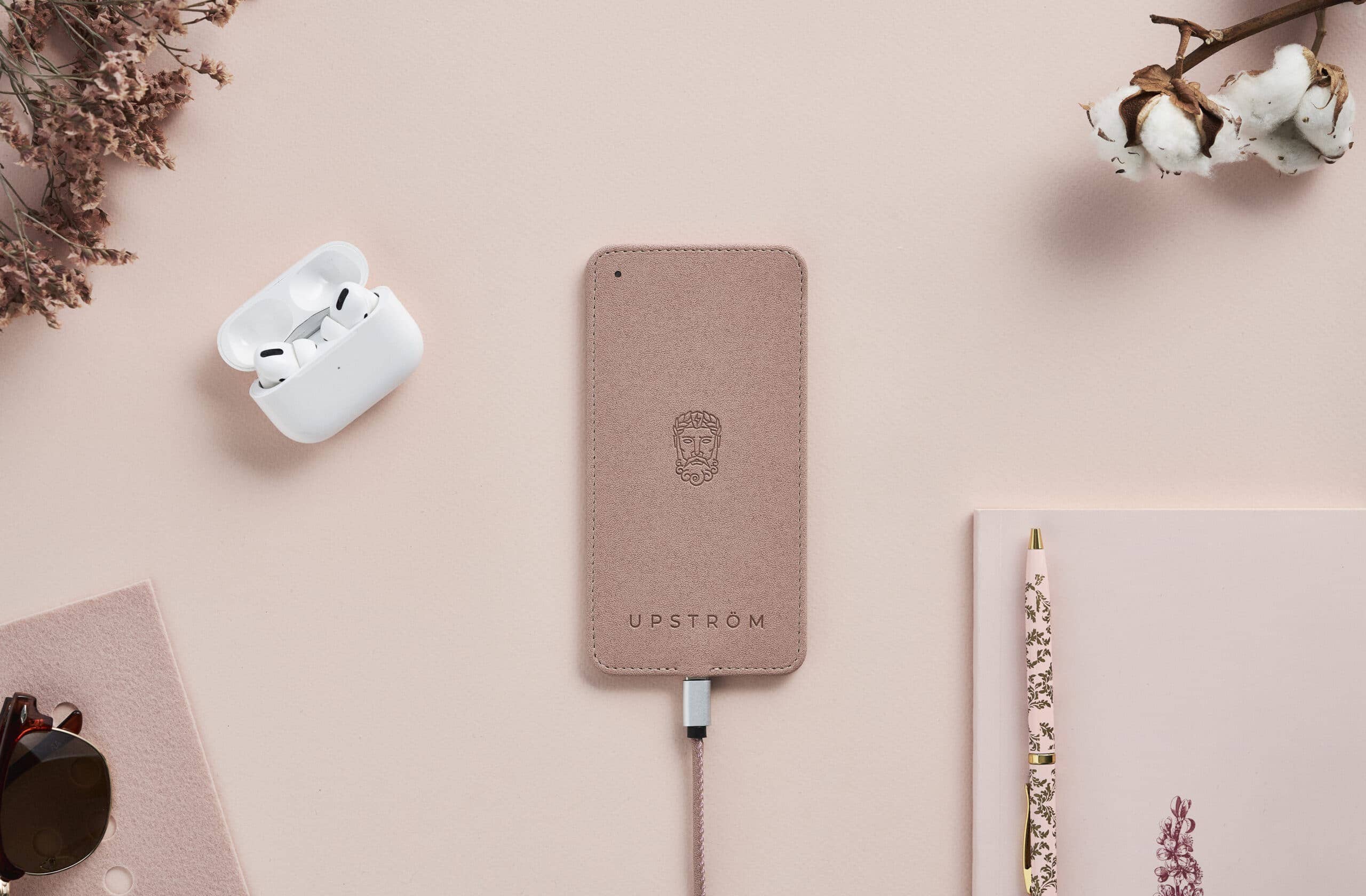 UPSTRÖM - Wholesale Charging Dock - UPSTRÖM Wireless Charger - LÄDER (Pink)2