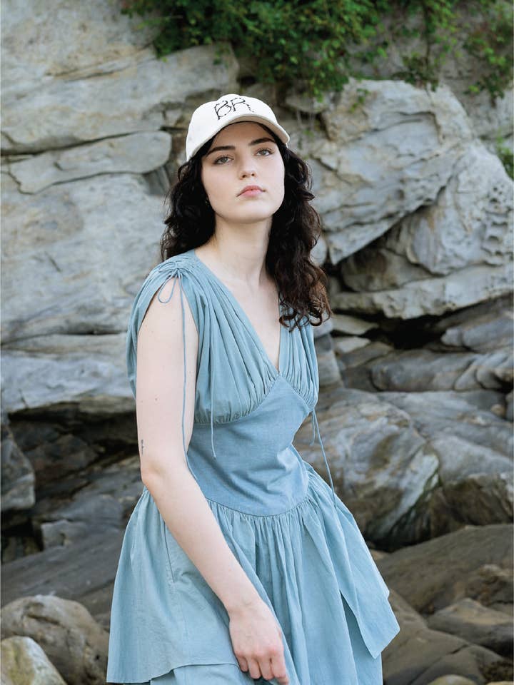 Abito Kinship per la vendita all'ingrosso da parte di Bailey Renée