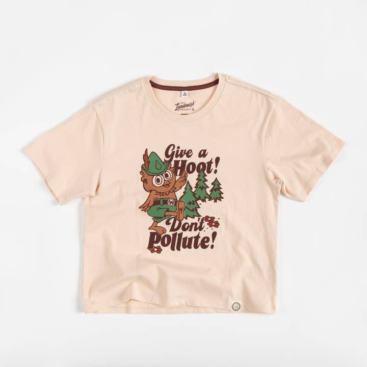 T-shirt court à manches courtes rétro Woodsy Owl pour femme pour la vente par The Landmark Project