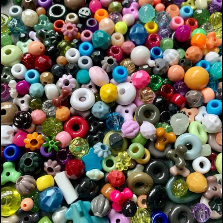 Magnifique Hearts - Wholesale Beads - Bulk Beads By Weight, Assorted Shapes, Mixed Craft Beads, Multicolor, Diy, Kids Crafts, Multi-Purposed, Necklaces, Bracelets, Craft Supplies