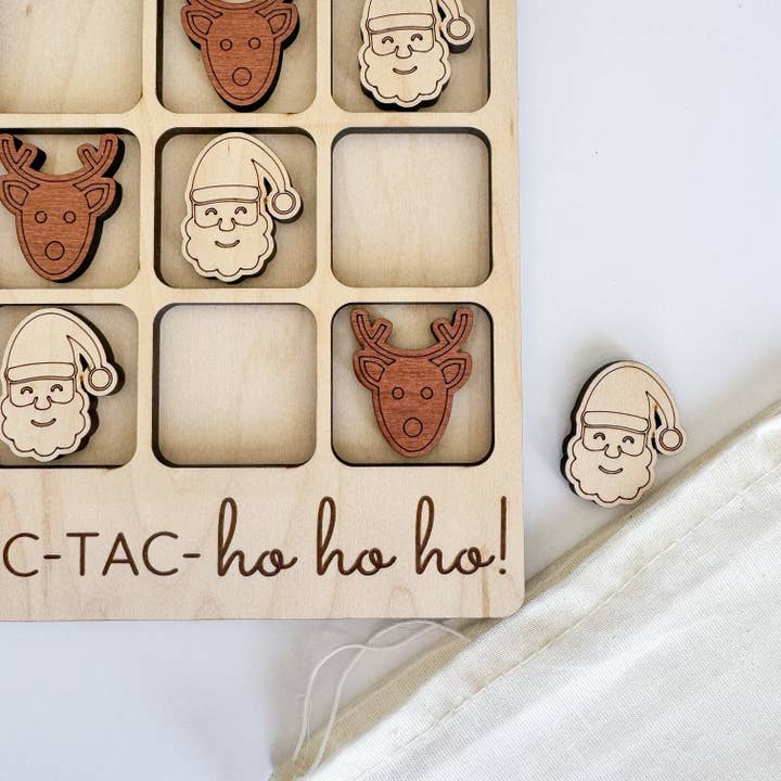 Birch House Games & Gifts - Wholesale Board Game - Christmas Tic-Tac-Toe Game - Holiday Board Game