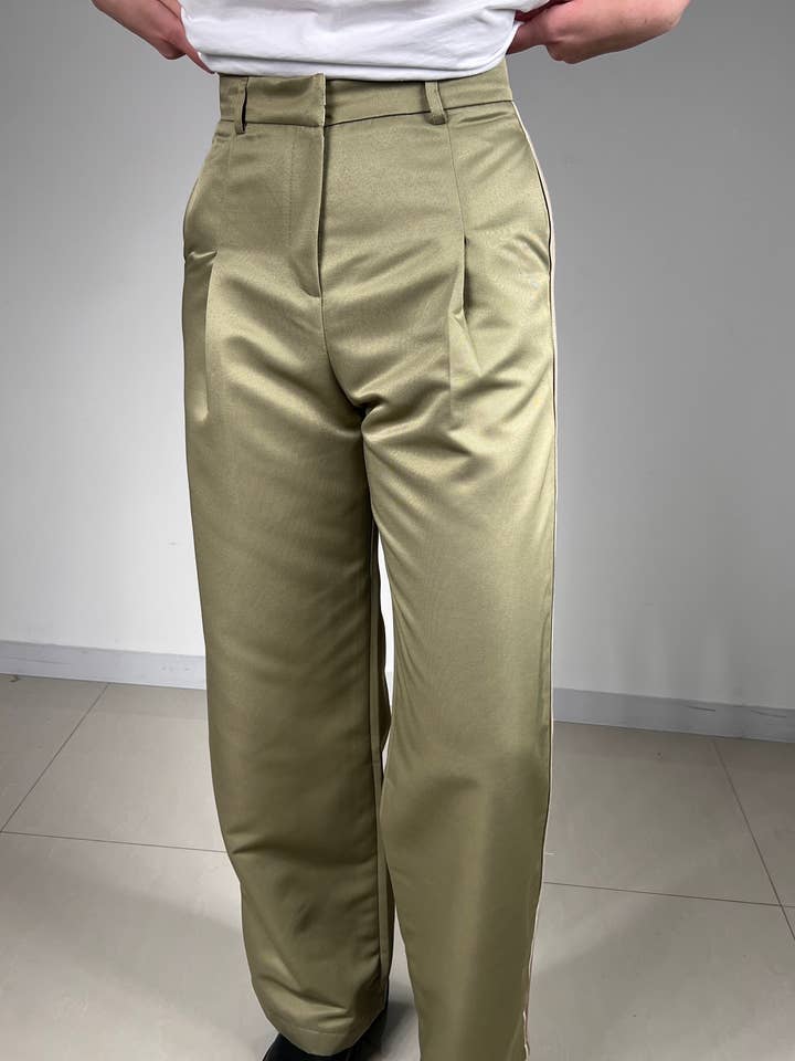 Rechte glanzende broek - VAGUE voor wholesale door MAXMILA PARIS