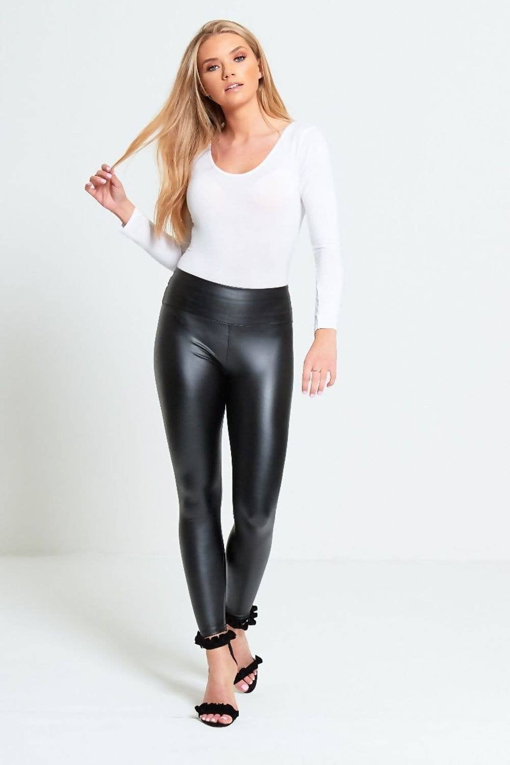 justyouroutfit – wholesale Modeleggings – Dam – Svarta leggings med hög midja och skinnimitation1