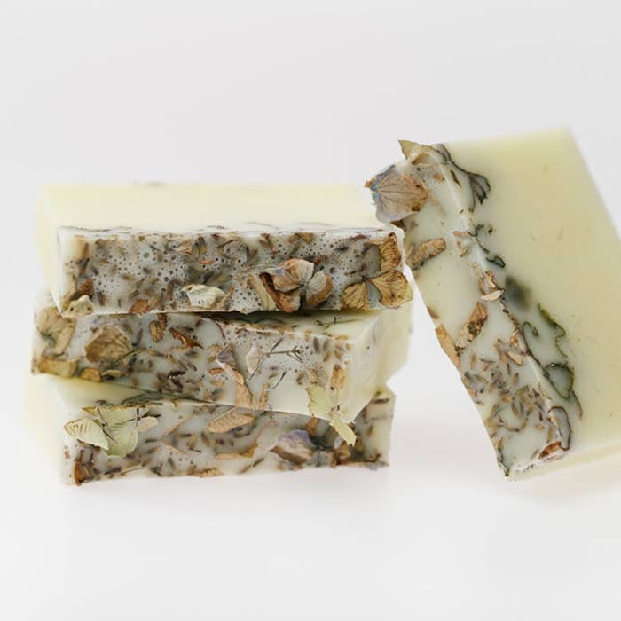 Harvest + Harmony - Wholesale Bar Soap - Harvest + Harmony Honeysuckle Poppyseed Goat Milk Soap