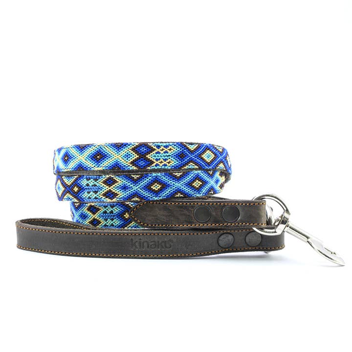 Laisse artisanale pour chien nouée à la main TULUM pour la vente par KINAKÚ