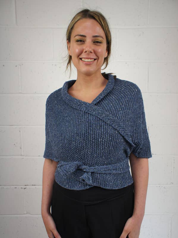 Finn Sontag Sjal for engroshandel hos Knitted in Edinburgh