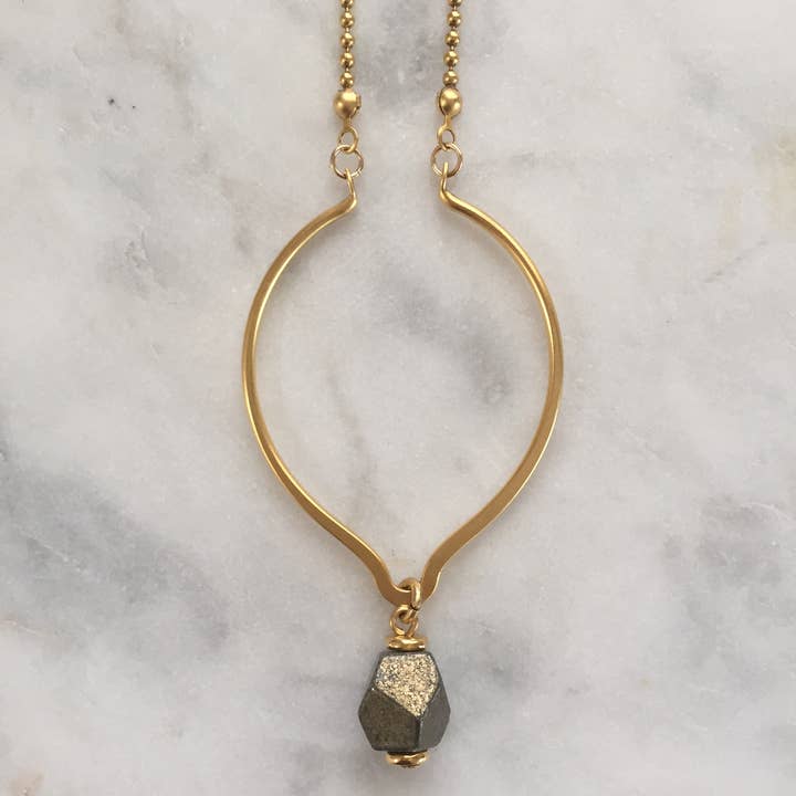 Collier Dharana - Pyrite pour la vente par Samata Stones