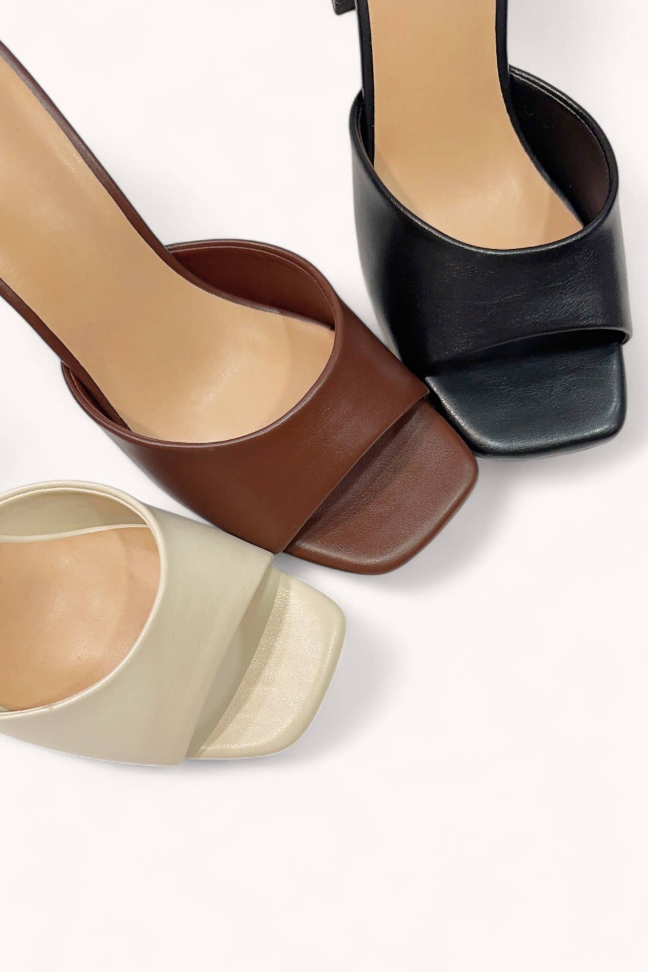 CCOCCI - Venta al por mayor Zapatos de tacón - Mujer - SANDALIAS MULE DE TACÓN ANCHO CON ESTILO CHIC EVERLASTING-413