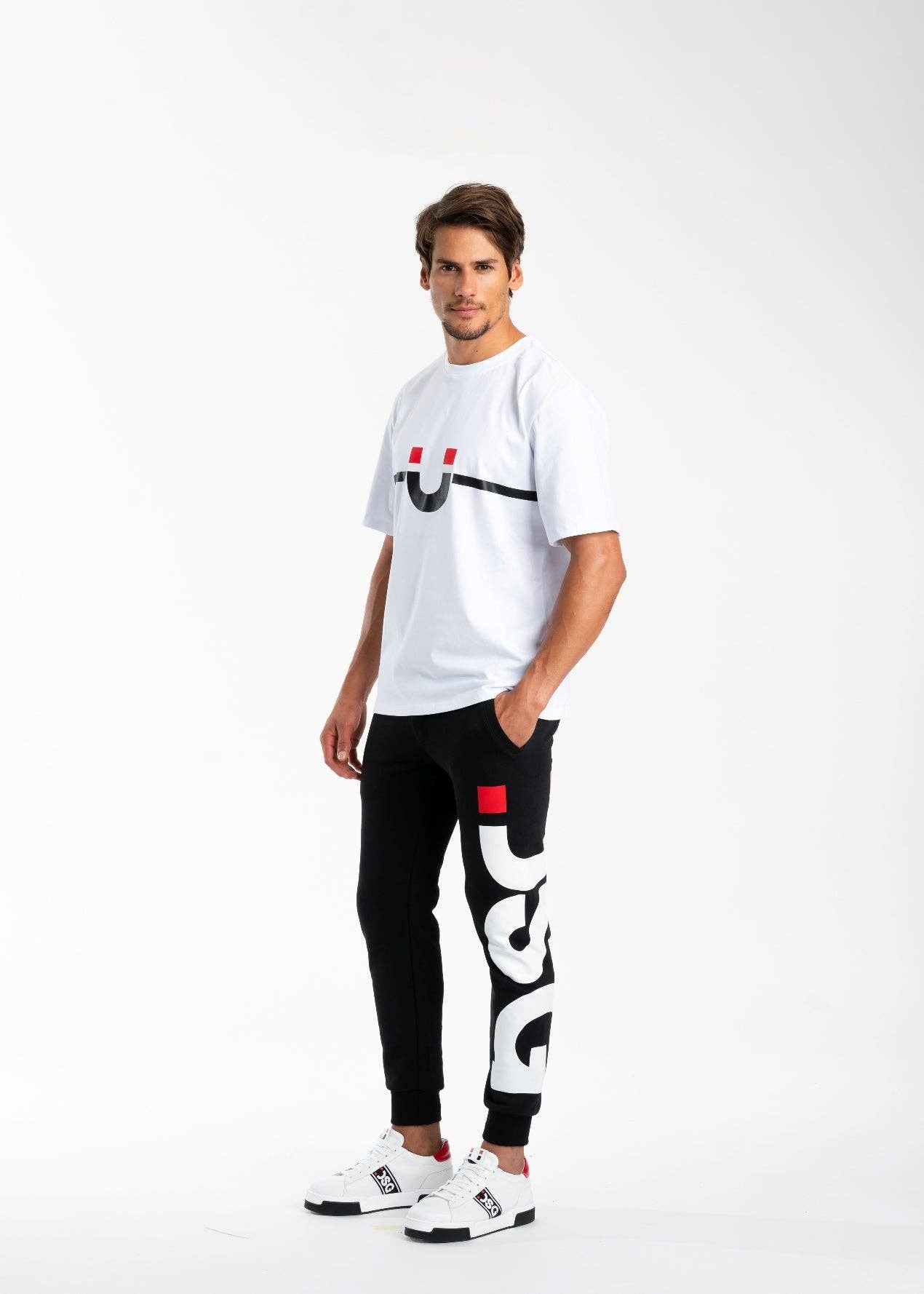 DSG - Vendita all'ingrosso Pantaloni sportivi/da jogging loungewear - Uomo - PANTALONE DSG JOGGER BLACK/WHITERED1
