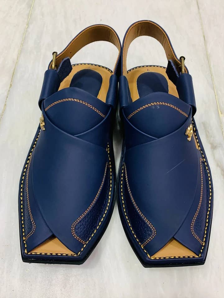 Peshawari Chappal traditionnel en cuir fait main pour hommes pour la vente par vintarust