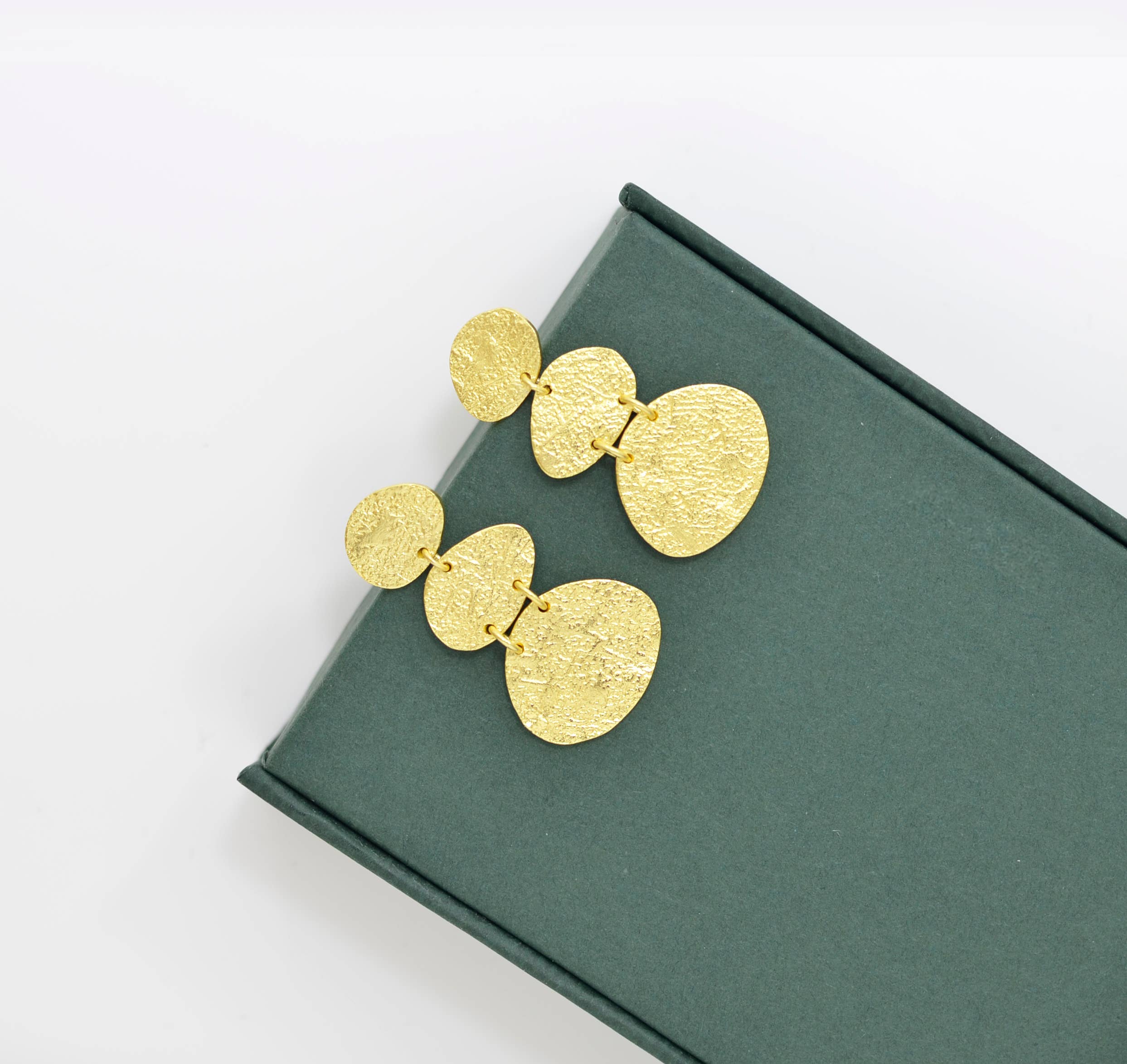 Schmuckoo Berlin – wholesale Dangle earrings – Debra Boho Chic Earrings Gold Plated3