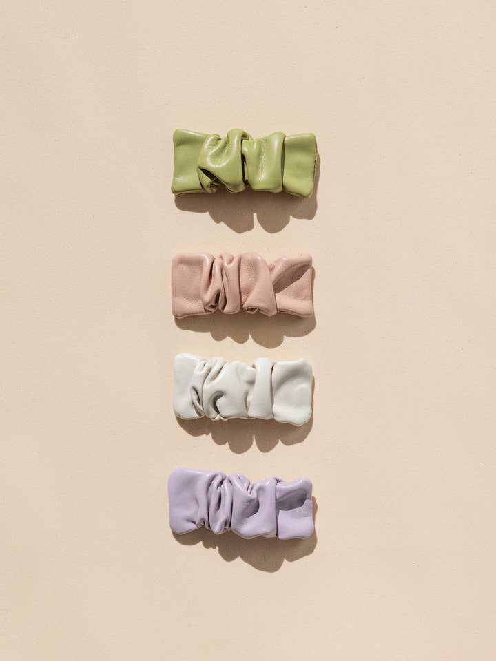 Blair Lilac Hair Pin · Wisteria · for wholesale by Bruna