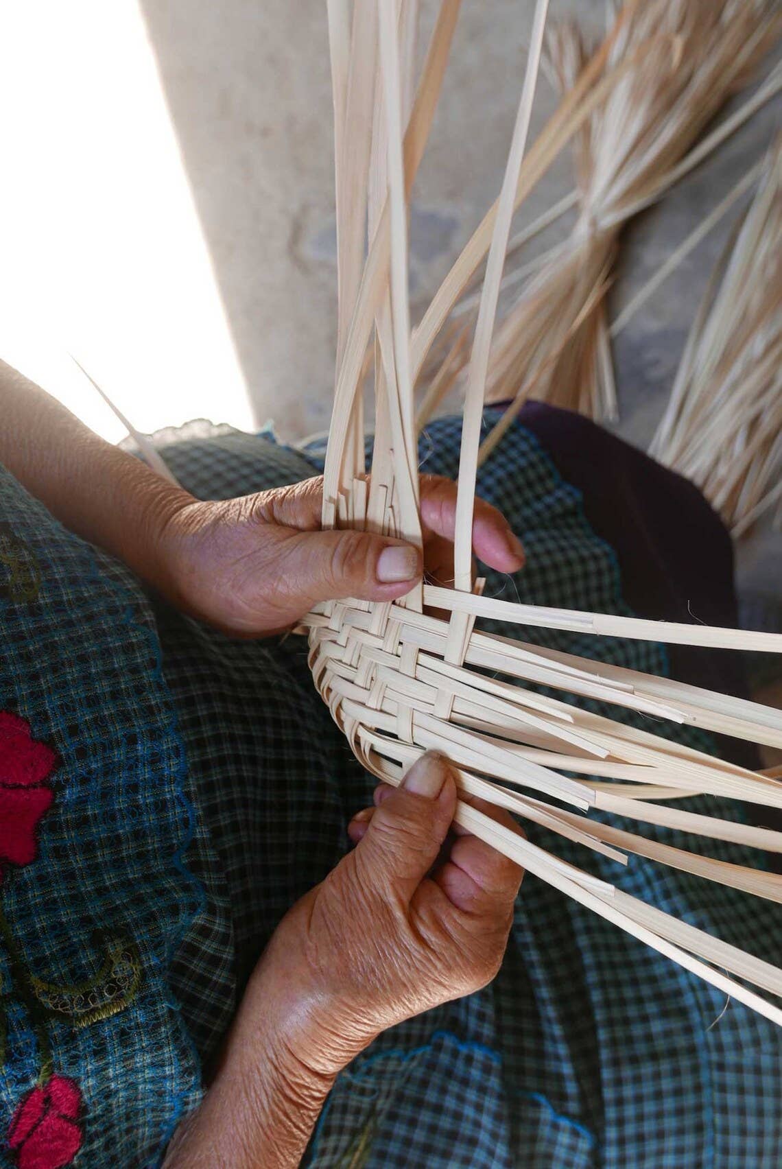 Melecraft – wholesale Beach bag – Market basket,Moroccan bag, moroccan straw bag, basket7