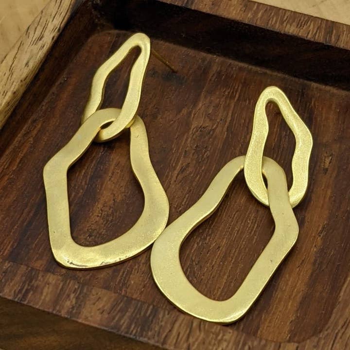 Organic Link Earrings for wholesale by Dekko Trading