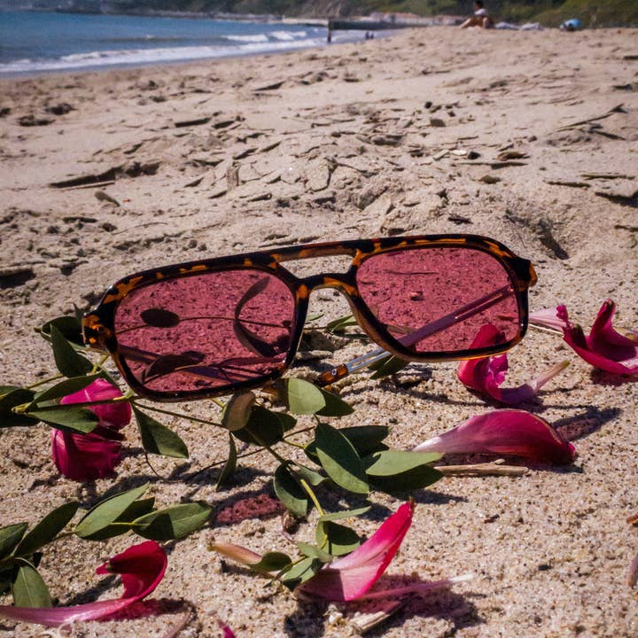 Wavey | Sunglasses - Wholesale Sunglasses - Unisex - The Tortoise Rose3
