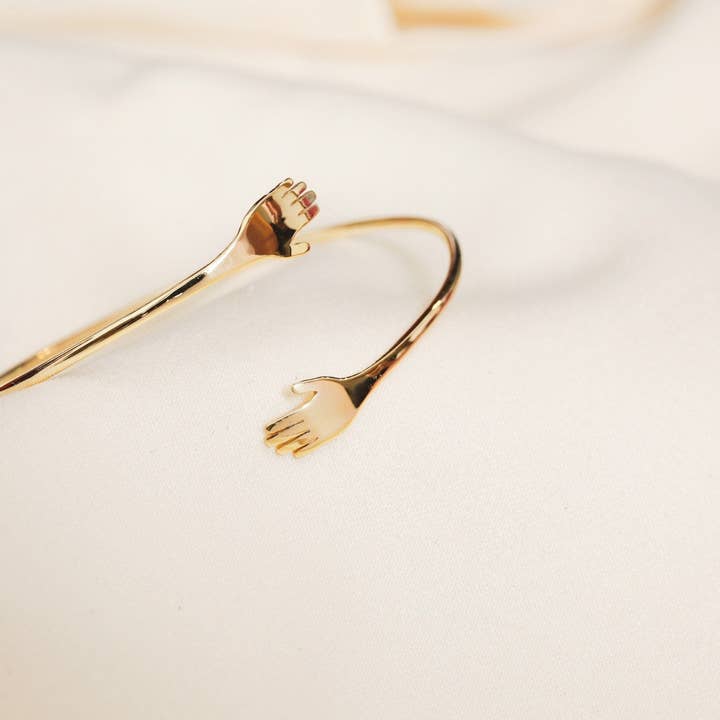 Gowa Design - Wholesale Cuff Bracelet - Couple bracelet Hand Sign Bangle1