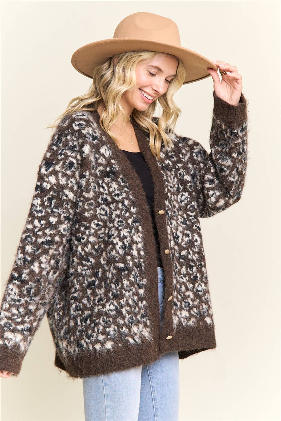 Madelyn – Engroshandel Cardigan - Dame – LESW4181-LEOPARD PRINT FLUFFY STRIKKET CARDIGAN12