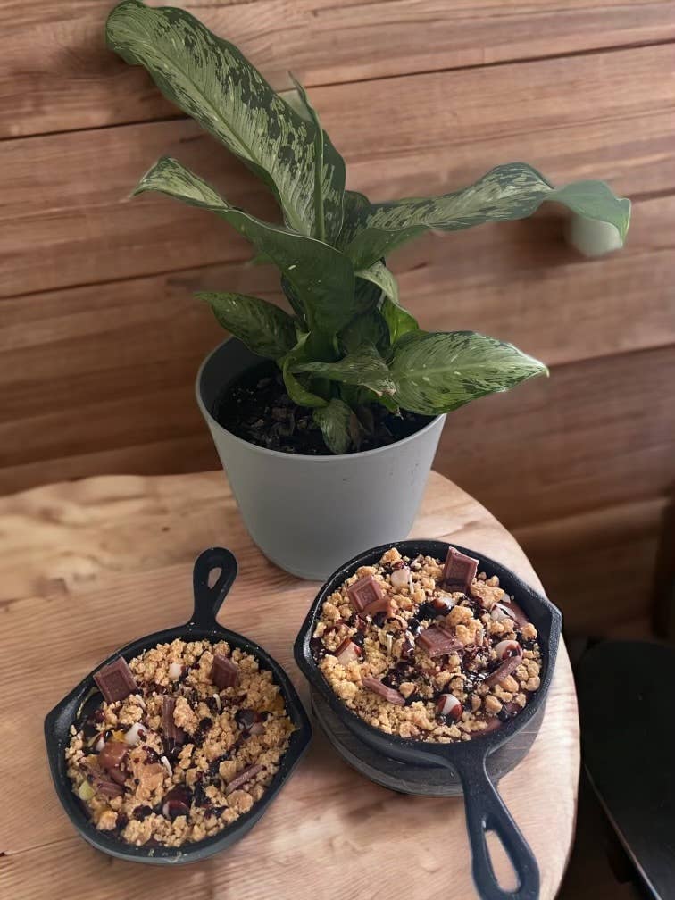 Wicks and Gifts - Wholesale Novelty Candle - 8 oz S'more Iron Skillet Candle1