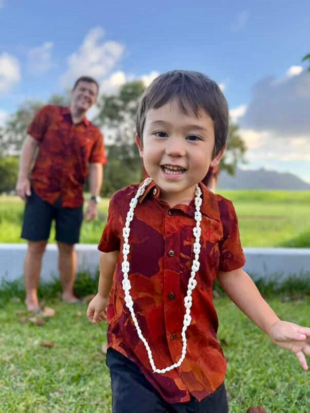 Paradise Now Hawaiʻi - Wholesale Button Down Shirt - Kids - Keiki Boys Aloha Tee in Autumn Hau2