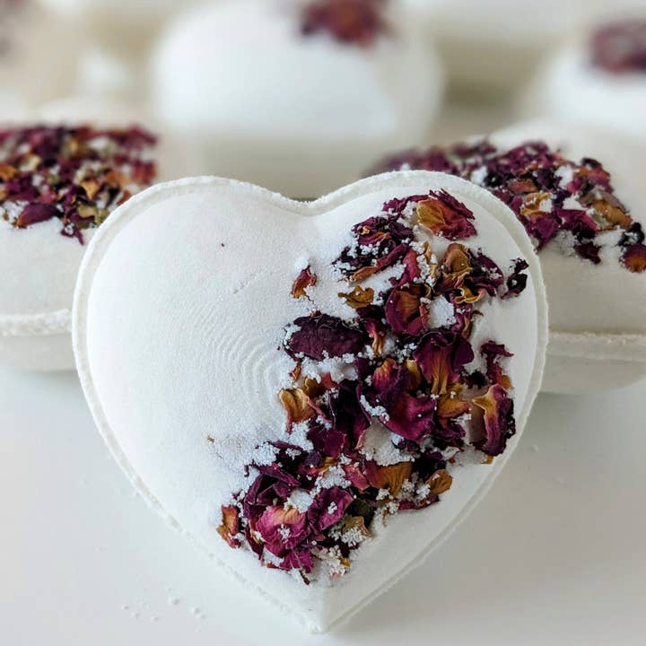 Beachy Bubbles Bath Co - Wholesale Bath Bomb/Fizz - Blooming Romance Bath Bomb