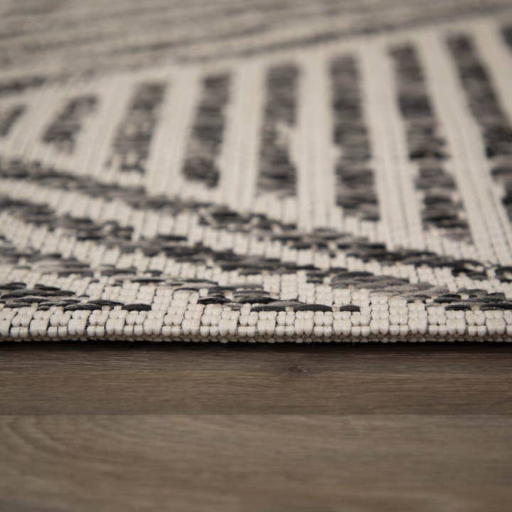 Darcy Contemporary Area Rug for wholesale by Balta Rugs