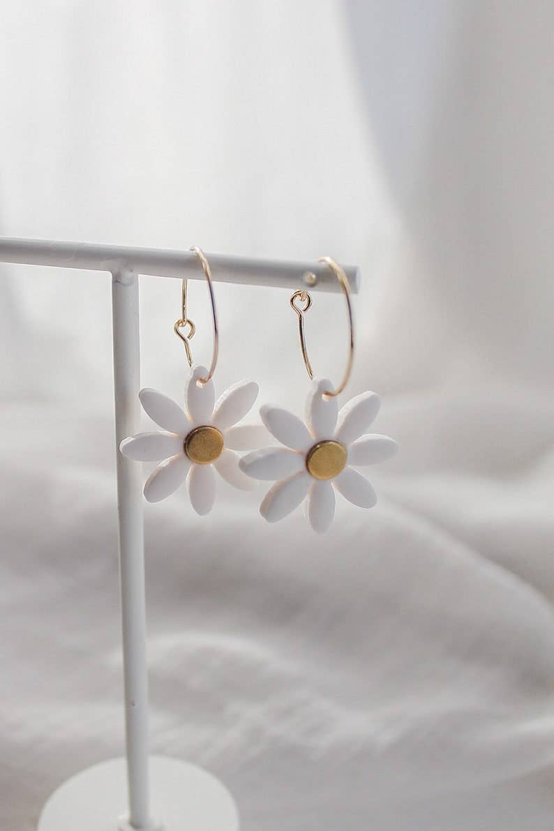 LESVARANDCLAY – Großhandel Ohrhänger – Daisy3