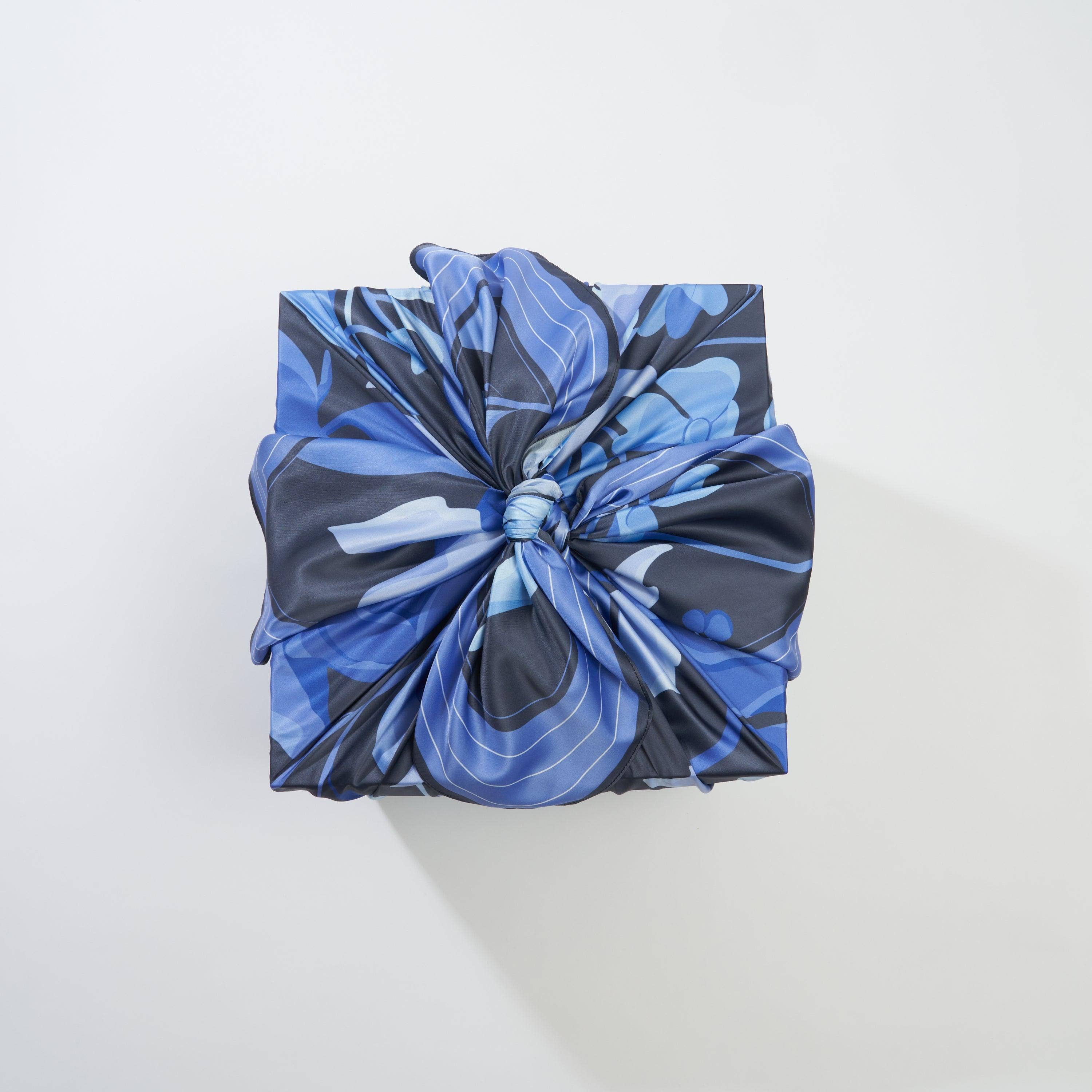 WRAPPR Gift Wrap - Vente Feuille de papier cadeau - Emballage cadeau Furoshiki par Danni Ha | 18 pouces, polyester recyclé35