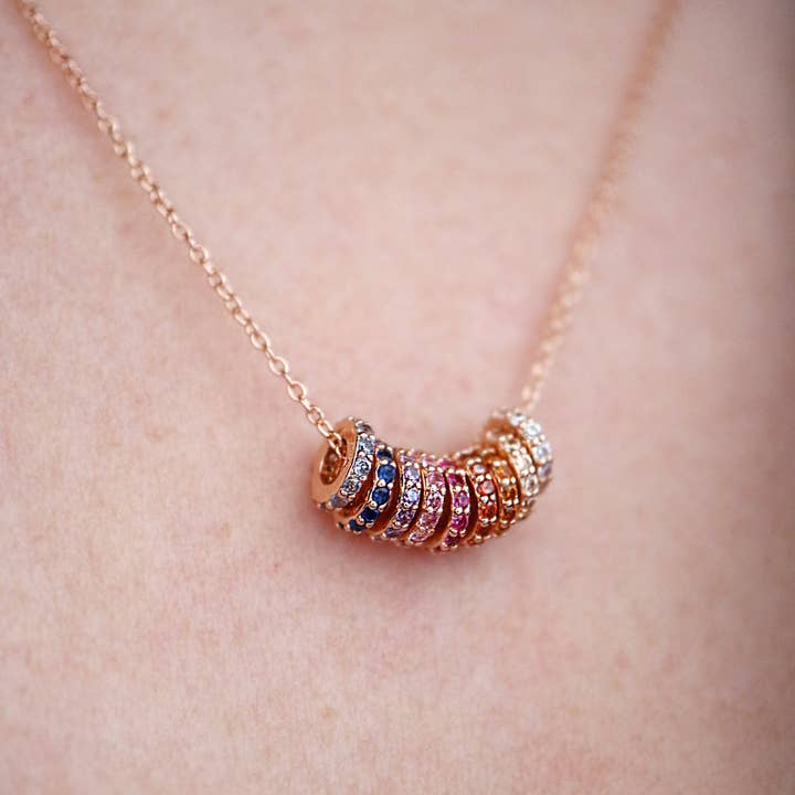 Collar Rainbow Discs para venta al por mayor de Junk Jewels Ltd