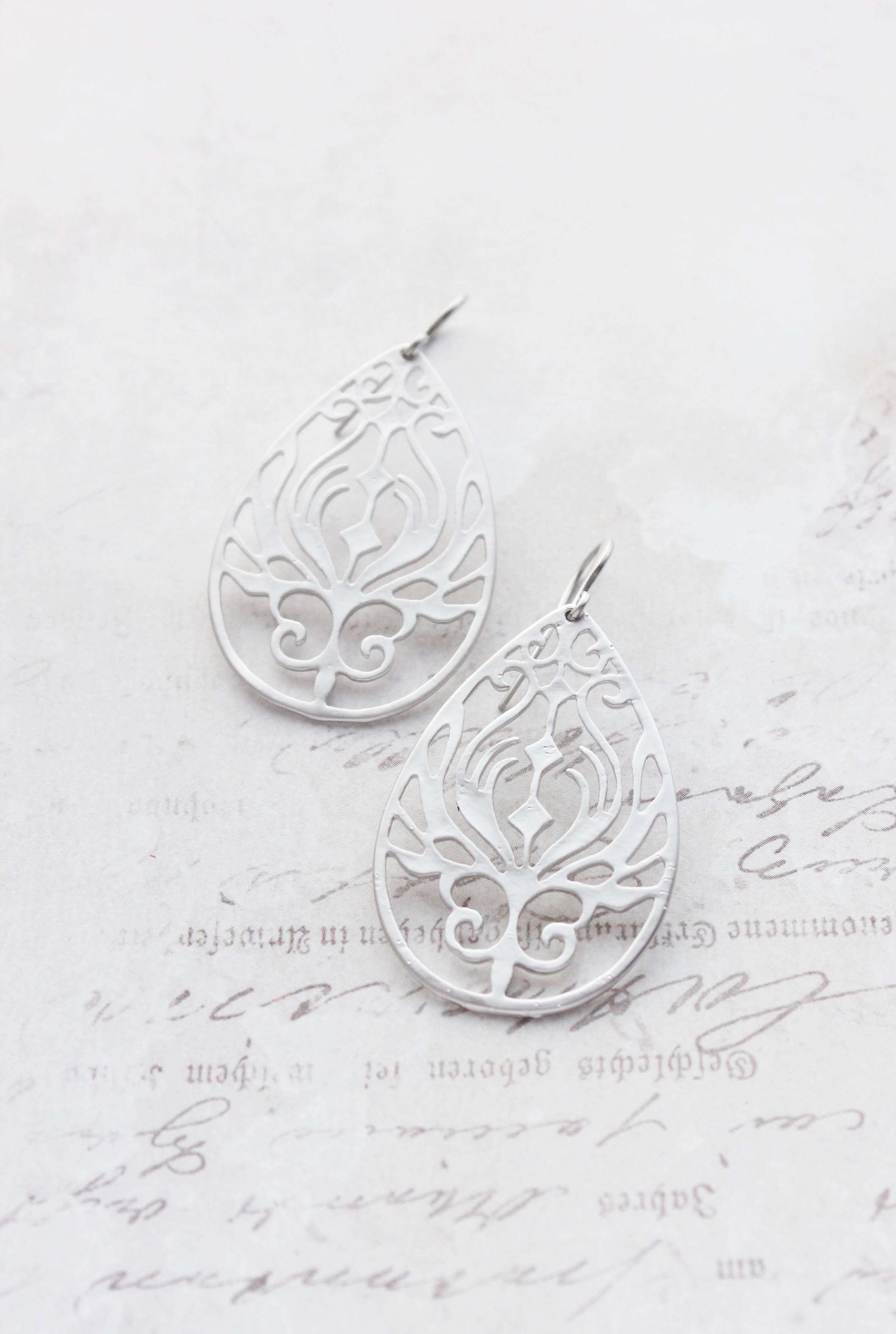 A Pocket of Posies - Wholesale Dangle Earrings - Peacock Feather Filigree Earrings0