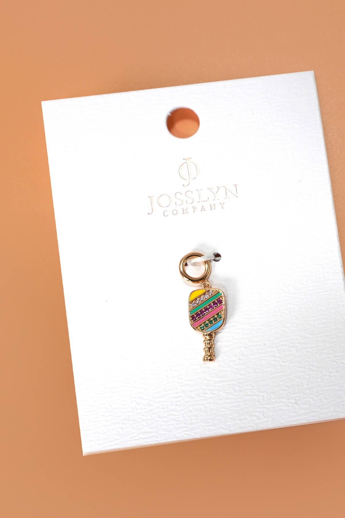 JOSSLYN by wall to wall – Großhandel Individueller Charm/Anhänger – CLUSTER-ANHÄNGER — ANHÄNGER AUS TITANSTAHL ODER MESSING | 40CM10011