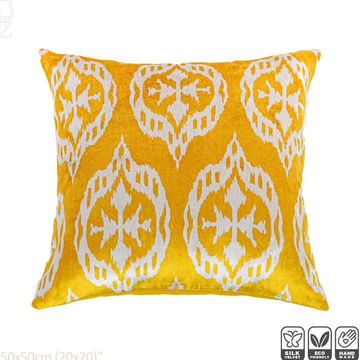 Guldfärg Silk Ikat Sammet Kuddfodral med gula & vita färger | Framsidan är 100% Silk Sammet, Baksidan är gult tyg OEKO-TEX® för wholesale av OyzShop