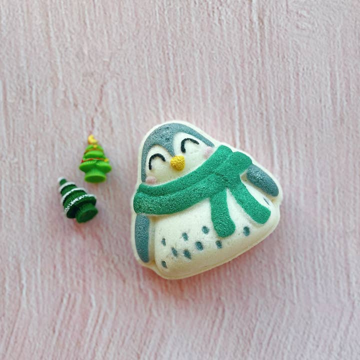 The Sister Made - Wholesale Bath Bomb/Fizz - Cozy Penguin bath bomb - with toy inside!2