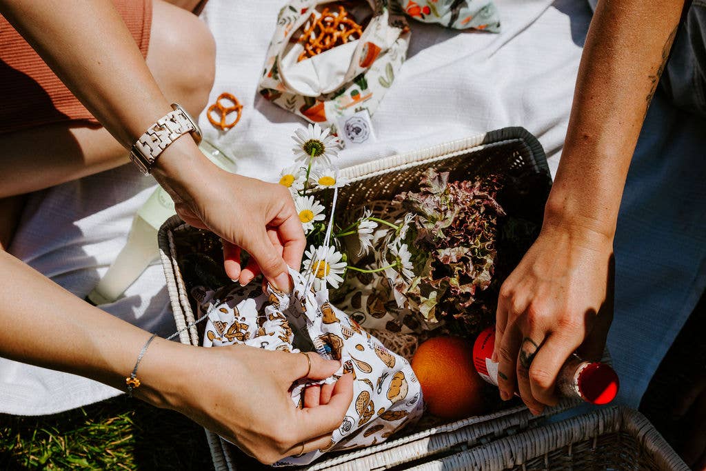 Oh Beehive: Eco Goods Co. - Wholesale Food Storage Wrap/Bag - Original Bread Bag1