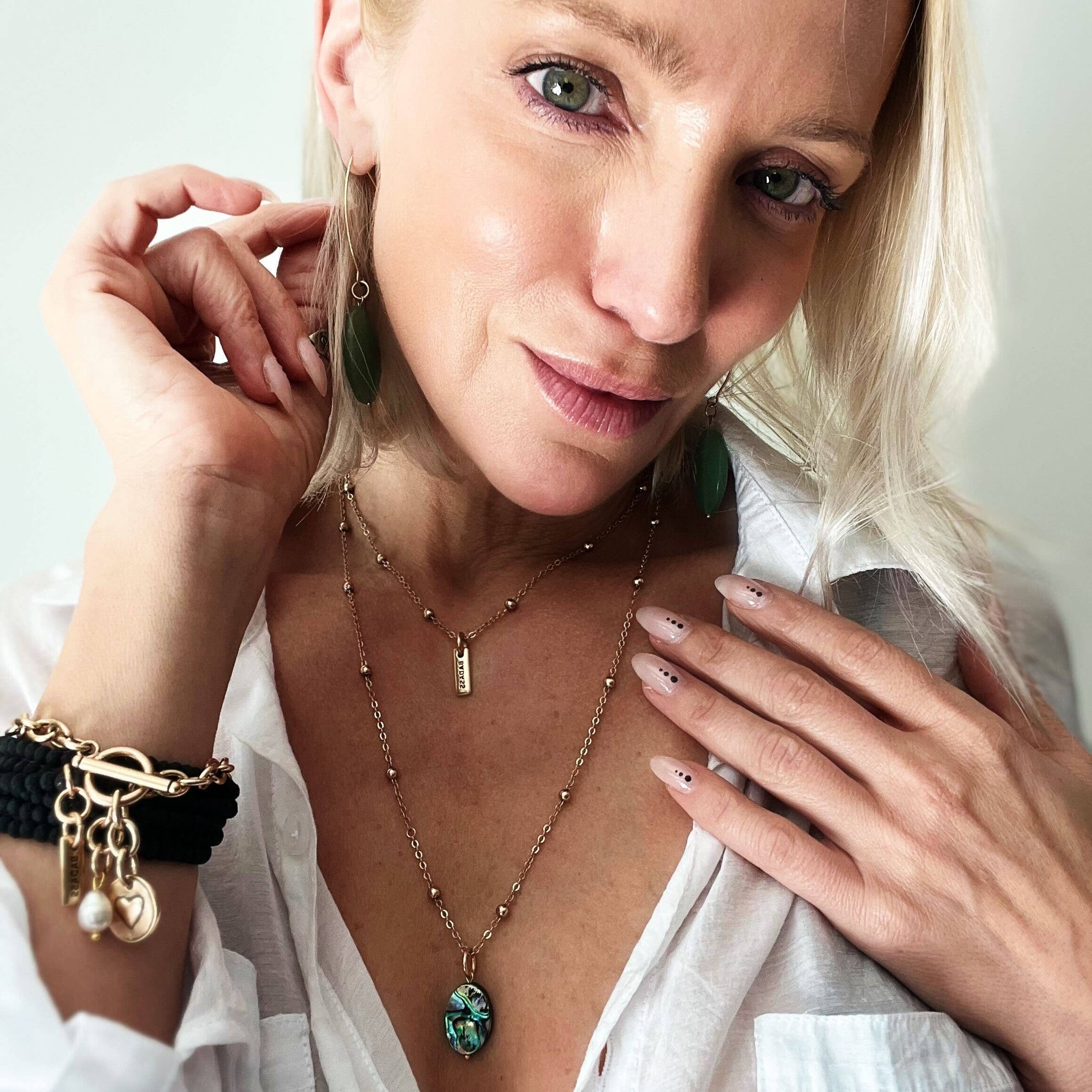 Katia Designs - Wholesale Halskettinghanger - "Badass" Fijn Kettingtje2