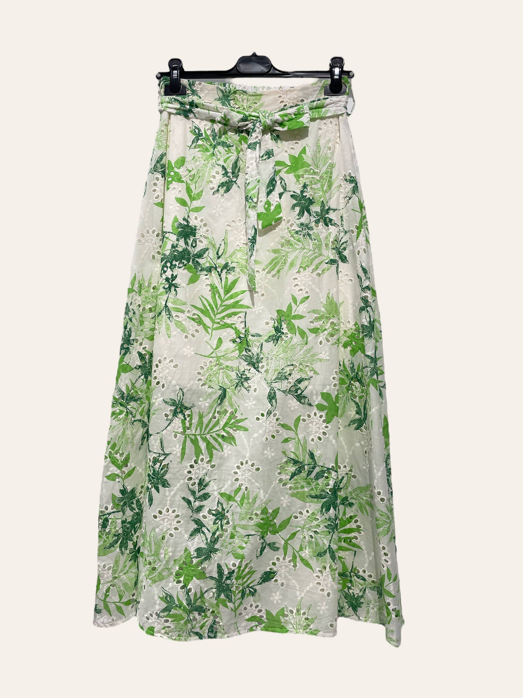Nota bene - Wholesale Skirt - Women's - Long printed skirt with eyelet embroidery2