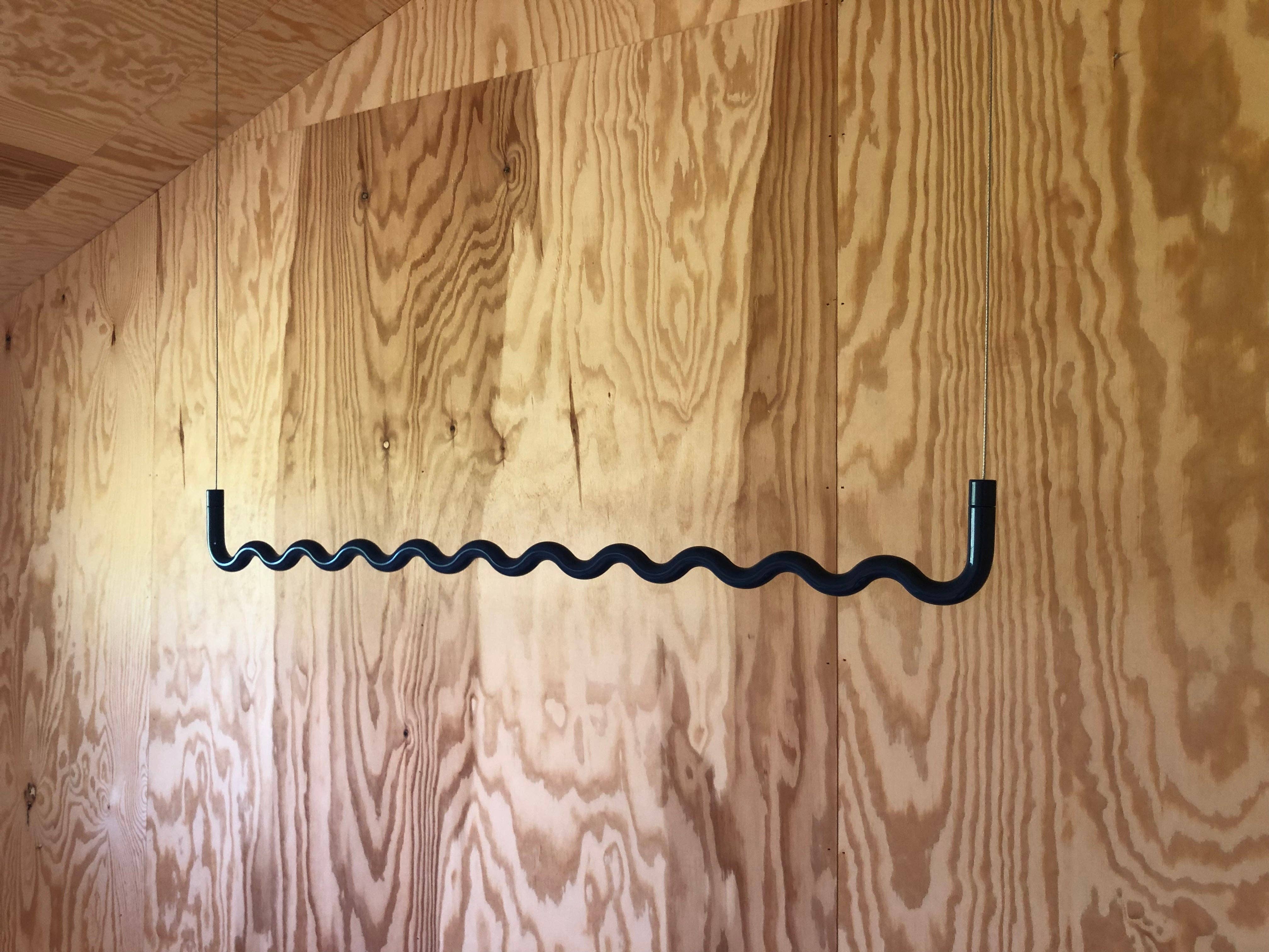 Sinecollection – Großhandel Kleiderbügel – Große Deckenmontierte Kleiderhänger4