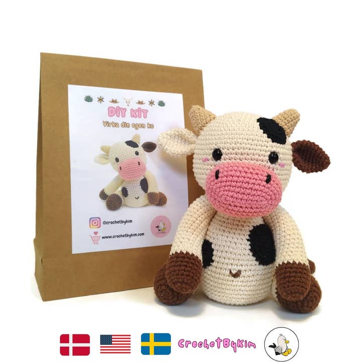Kit de crochet DIY - Fabriquez votre propre vache amigurumi pour la vente par CrochetByKim