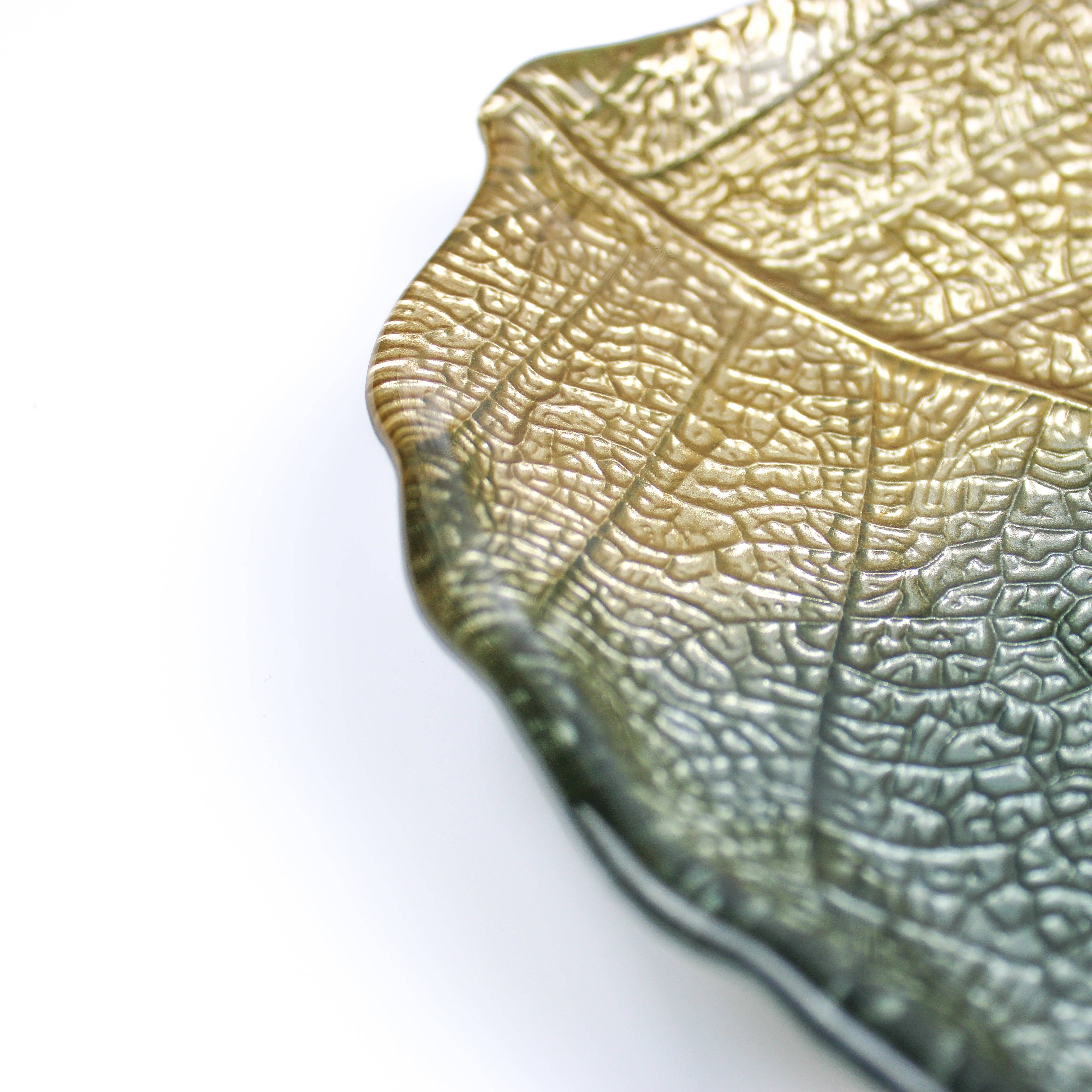 Sienna Glass - Wholesale Decorative Plate/Dish/Bowl - 28CM Glass Plate - Leaf Design - Green & Gold1